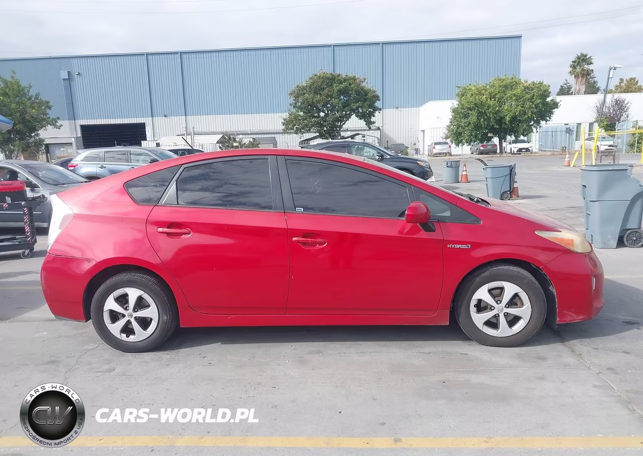 2012 Toyota Prius Two VIN:JTDKN3DU3C1506820 - 13