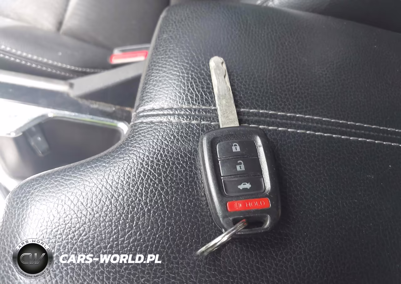 2016 Honda Accord Sport VIN:1HGCR2F56GA190409 - 11