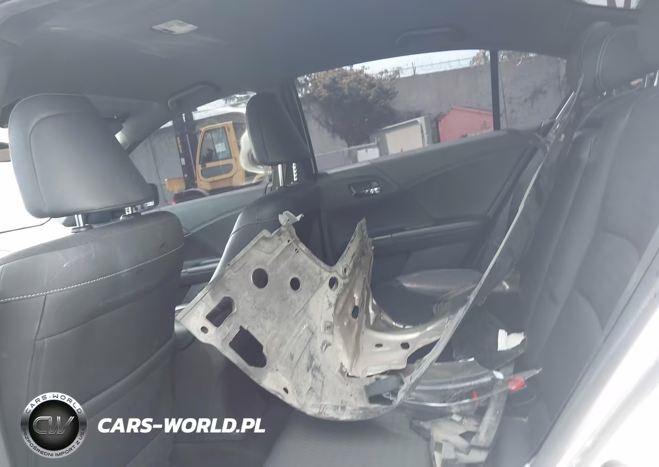 2016 Honda Accord Sport VIN:1HGCR2F56GA190409 - 18