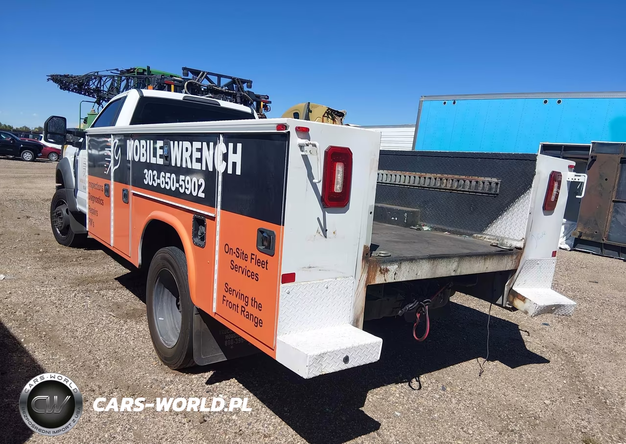 2019 Ford F-450 Chassis Xl VIN:1FDUF4GY6KDA25091 - 3