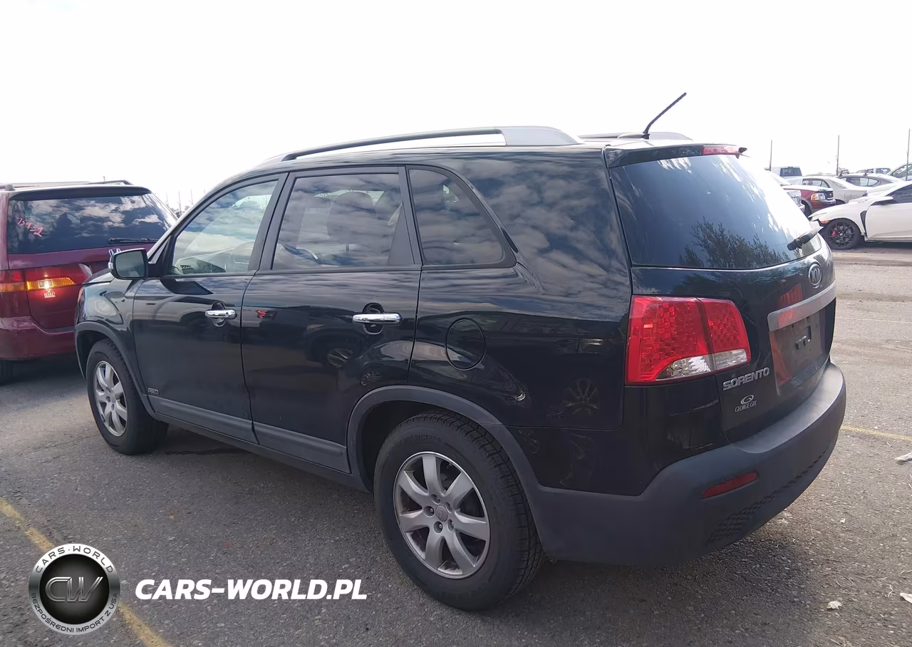 2012 Kia Sorento Lx V6 VIN:5XYKTDA2XCG287689 - 3