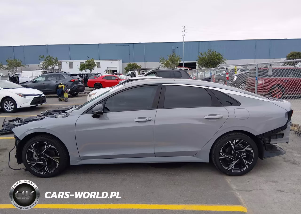 2025 Kia K5 Gt-Line VIN:KNAG64J7XS5365336 - 15