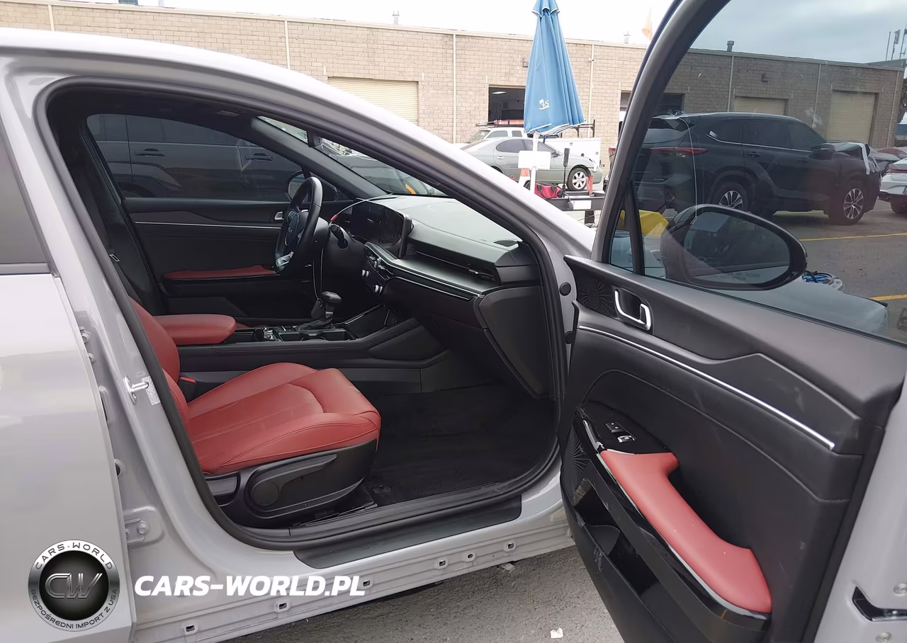 2025 Kia K5 Gt-Line VIN:KNAG64J7XS5365336 - 5