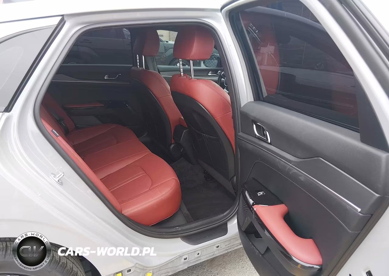 2025 Kia K5 Gt-Line VIN:KNAG64J7XS5365336 - 8