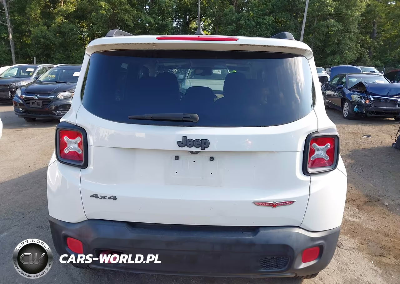 2017 Jeep Renegade Trailhawk VIN:ZACCJBCB1HPE45601 - 16