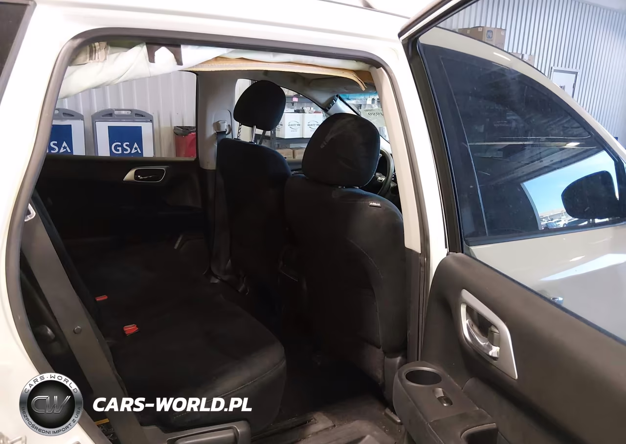 2015 Nissan Pathfinder S VIN:5N1AR2MM1FC684921 - 8
