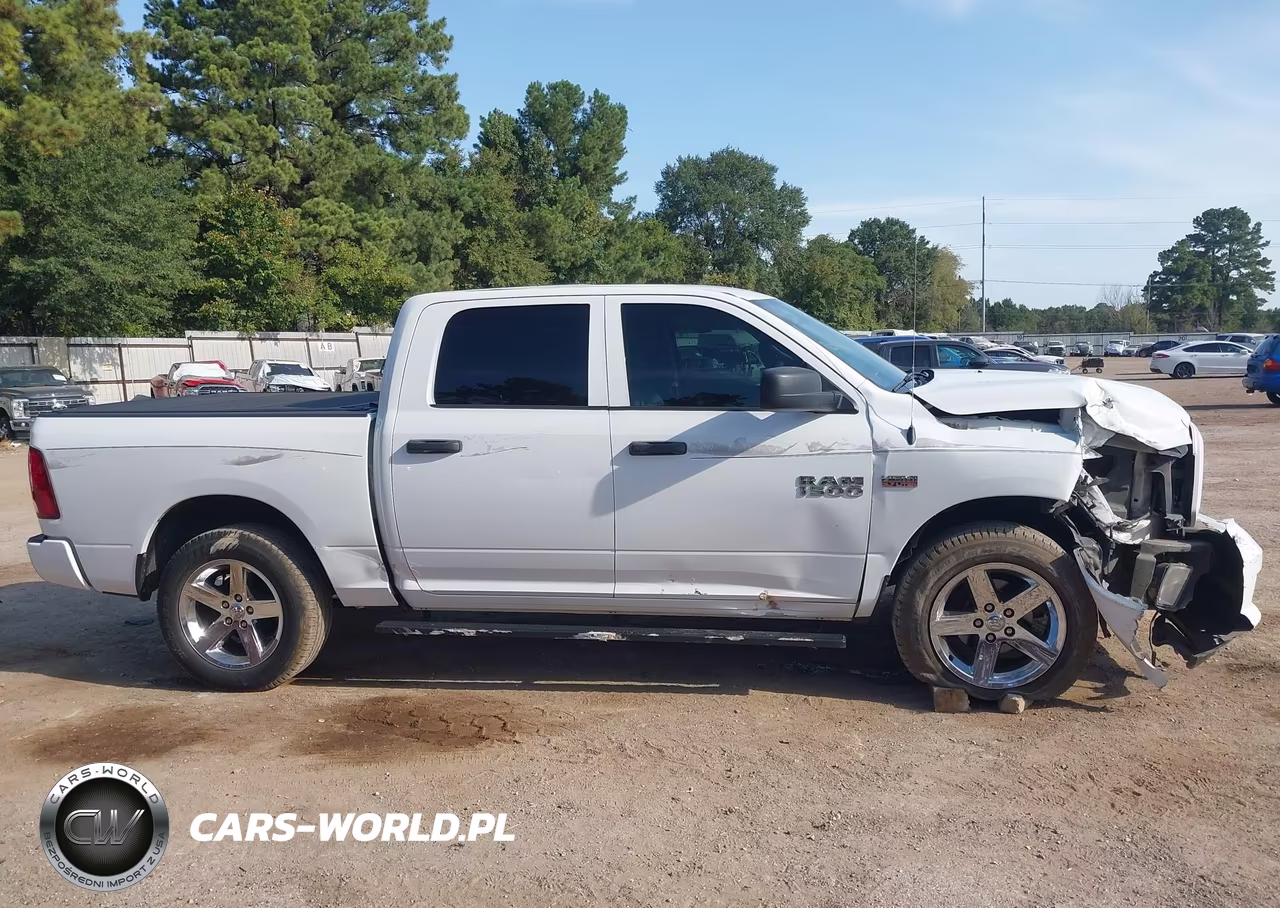 2015 Ram 1500 Express VIN:1C6RR7KT3FS599560 - 14