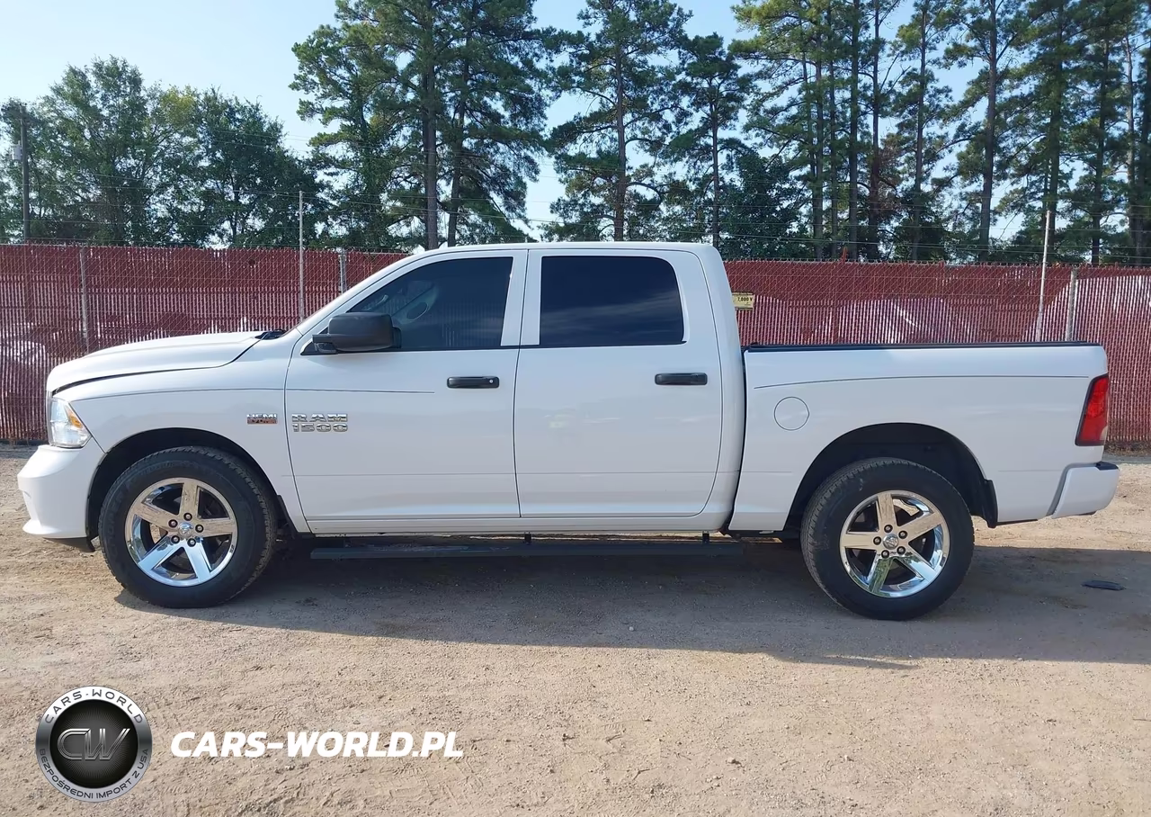 2015 Ram 1500 Express VIN:1C6RR7KT3FS599560 - 15