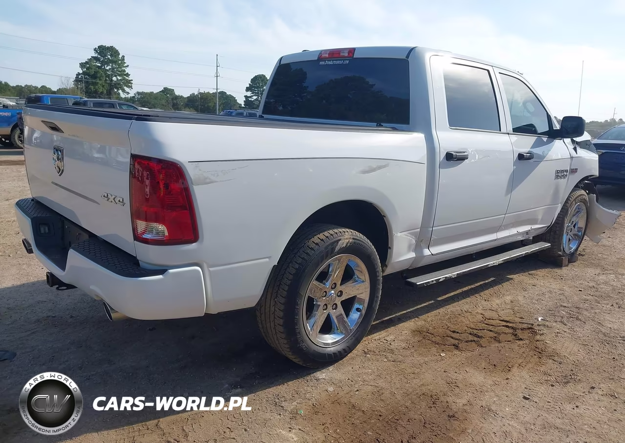2015 Ram 1500 Express VIN:1C6RR7KT3FS599560 - 4