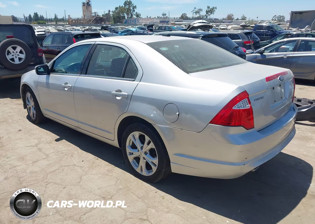 2012 Ford Fusion Se VIN:3FAHP0HG8CR144521 - 3
