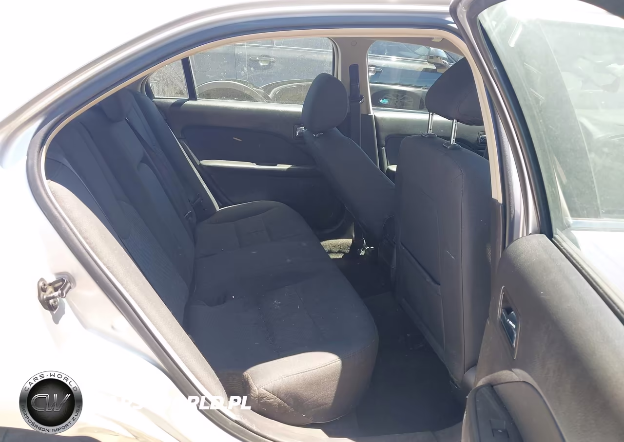 2012 Ford Fusion Se VIN:3FAHP0HG8CR144521 - 8