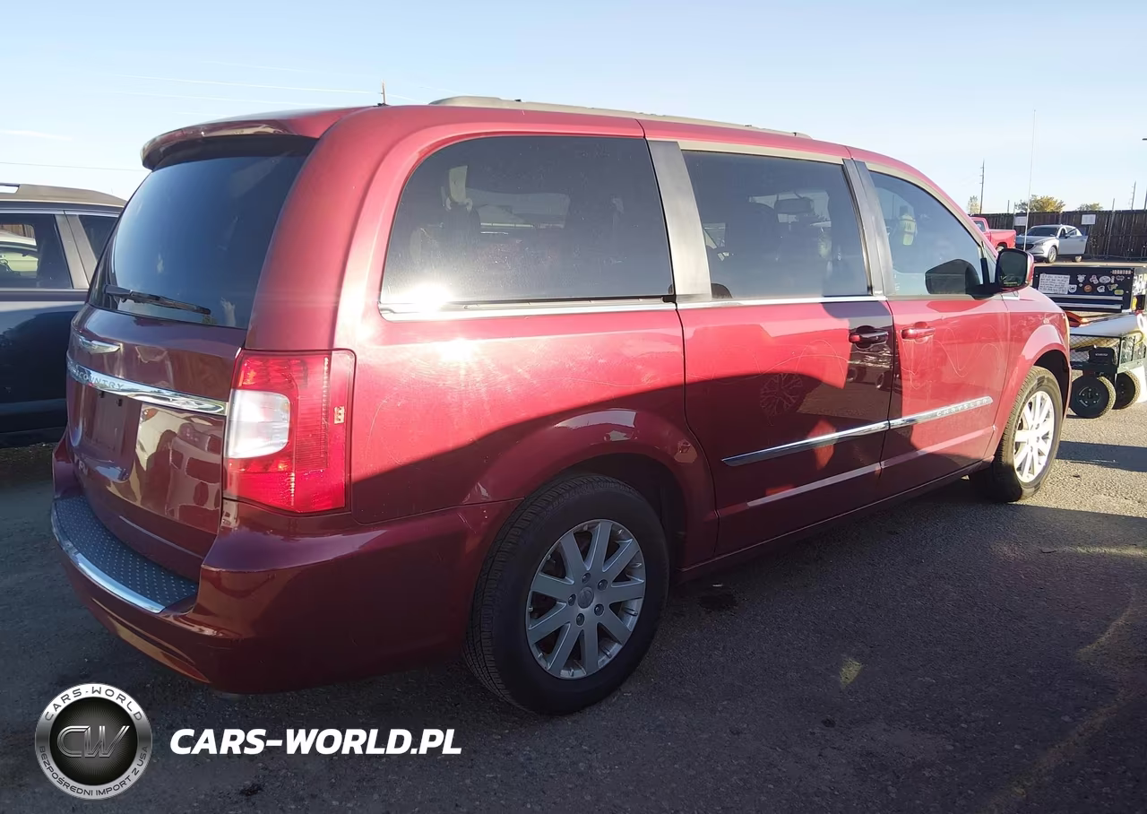 2013 Chrysler Town & Country Touring VIN:2C4RC1BG4DR744338 - 4