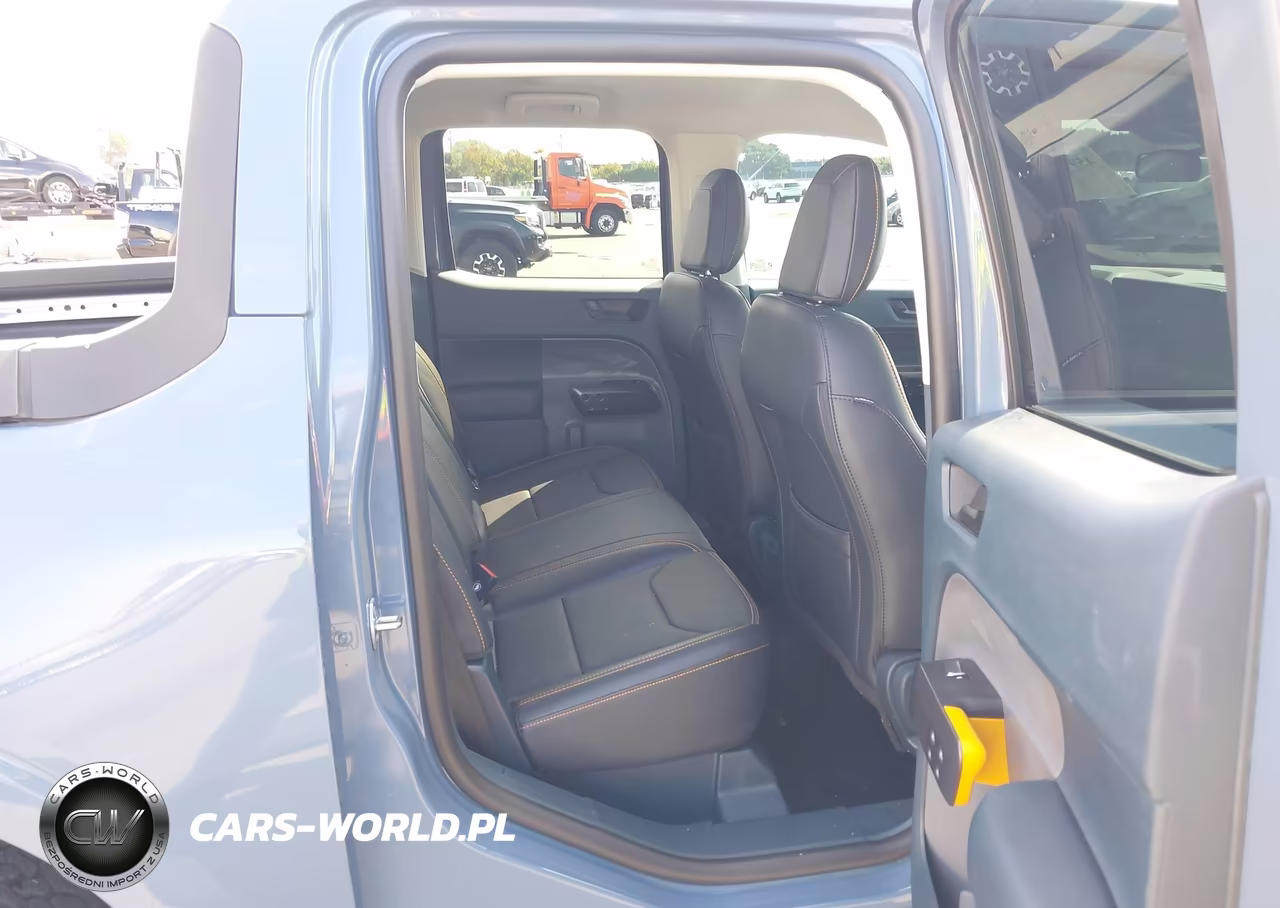 2025 Ford Maverick Tremor VIN:3FTTW8NA8SRA17059 - 8