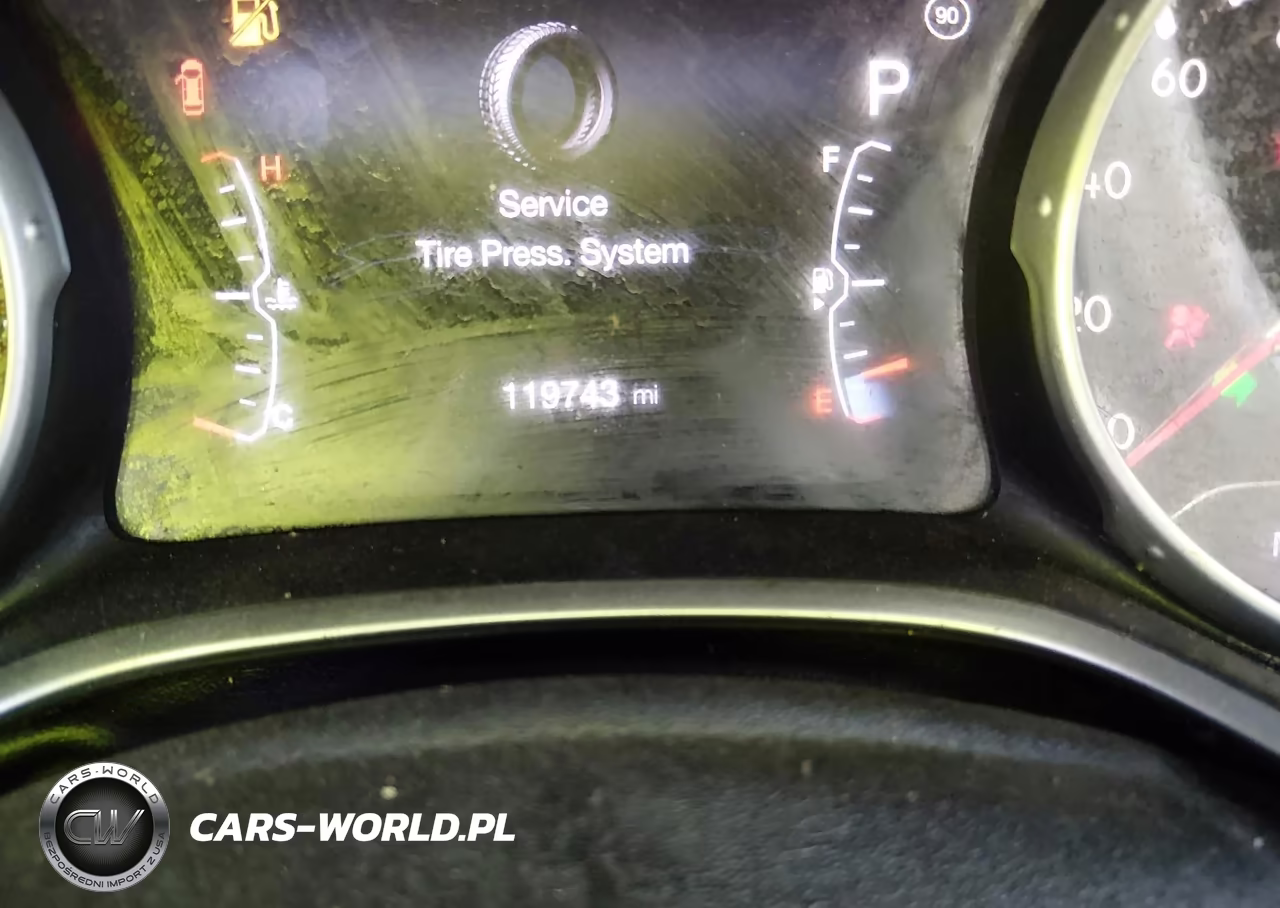 2018 Jeep Compass Sport Fwd VIN:3C4NJCAB0JT211160 - 15
