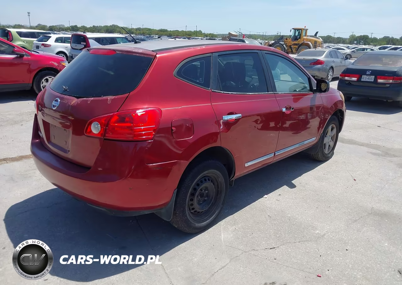 2014 Nissan Rogue Select S VIN:JN8AS5MT8EW617347 - 4