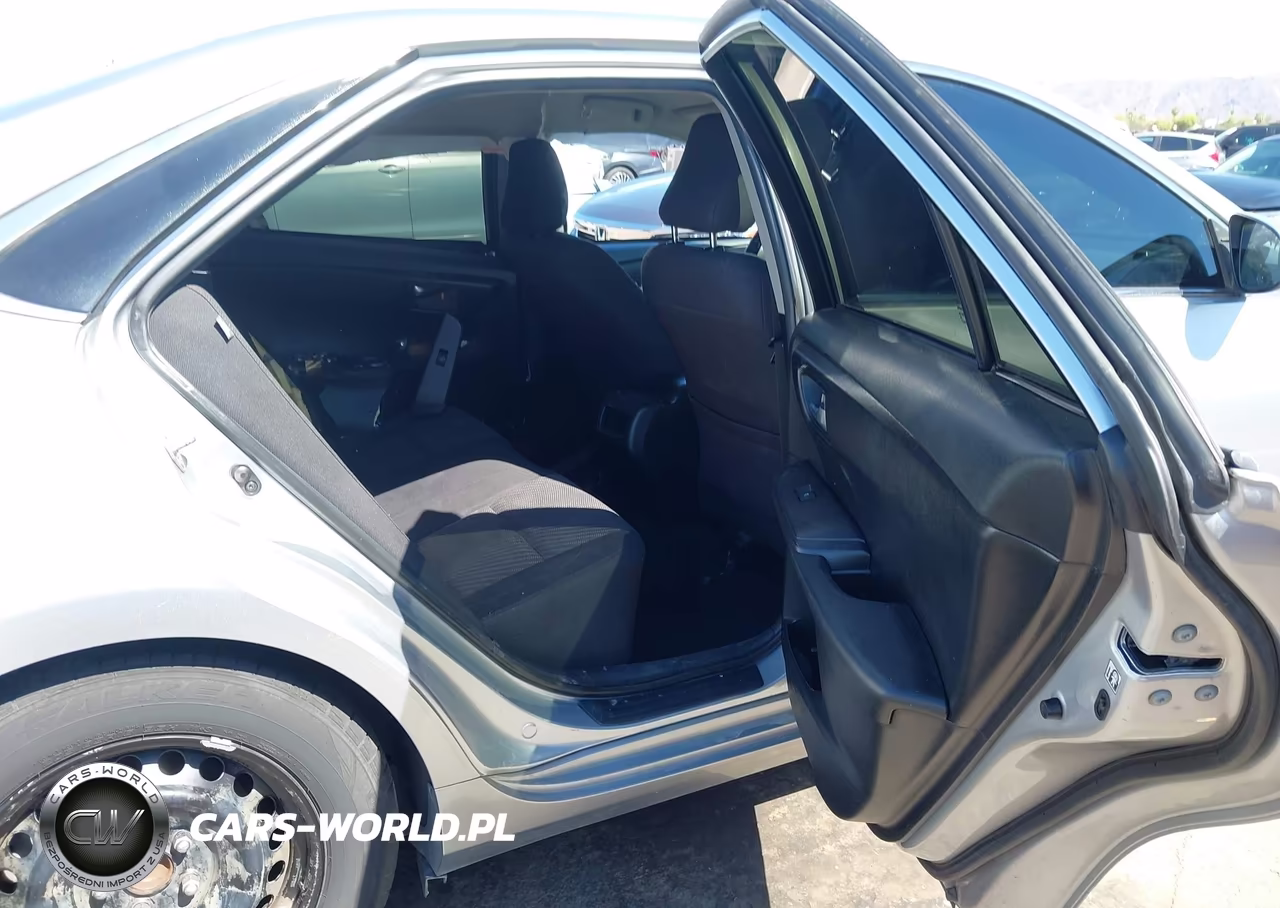 2015 Toyota Camry Le VIN:4T4BF1FK6FR505808 - 8