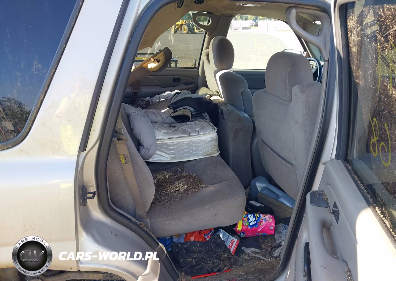2004 Chevrolet Tahoe Ls VIN:1GNEK13T14J138987 - 8