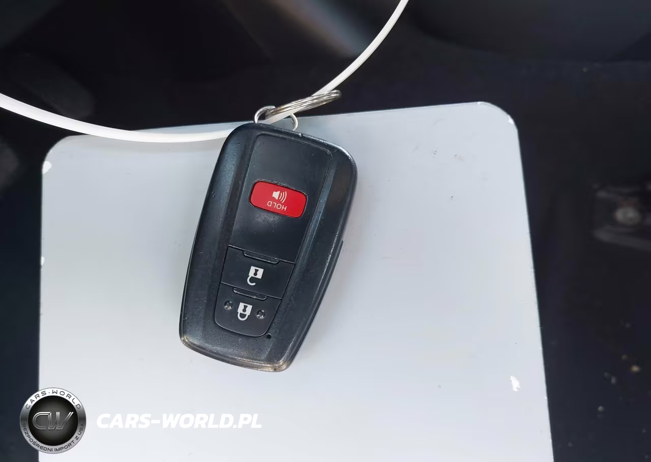 2016 Toyota Prius Two VIN:JTDKBRFU5G3006869 - 11