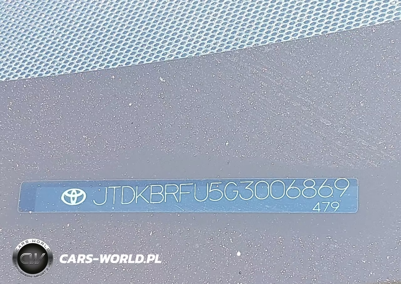 2016 Toyota Prius Two VIN:JTDKBRFU5G3006869 - 9