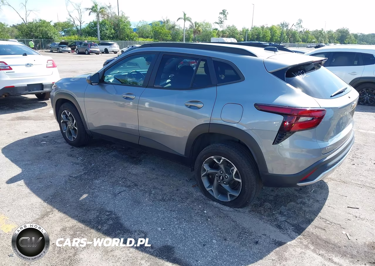 2024 Chevrolet Trax Fwd Lt VIN:KL77LHE29RC011022 - 3