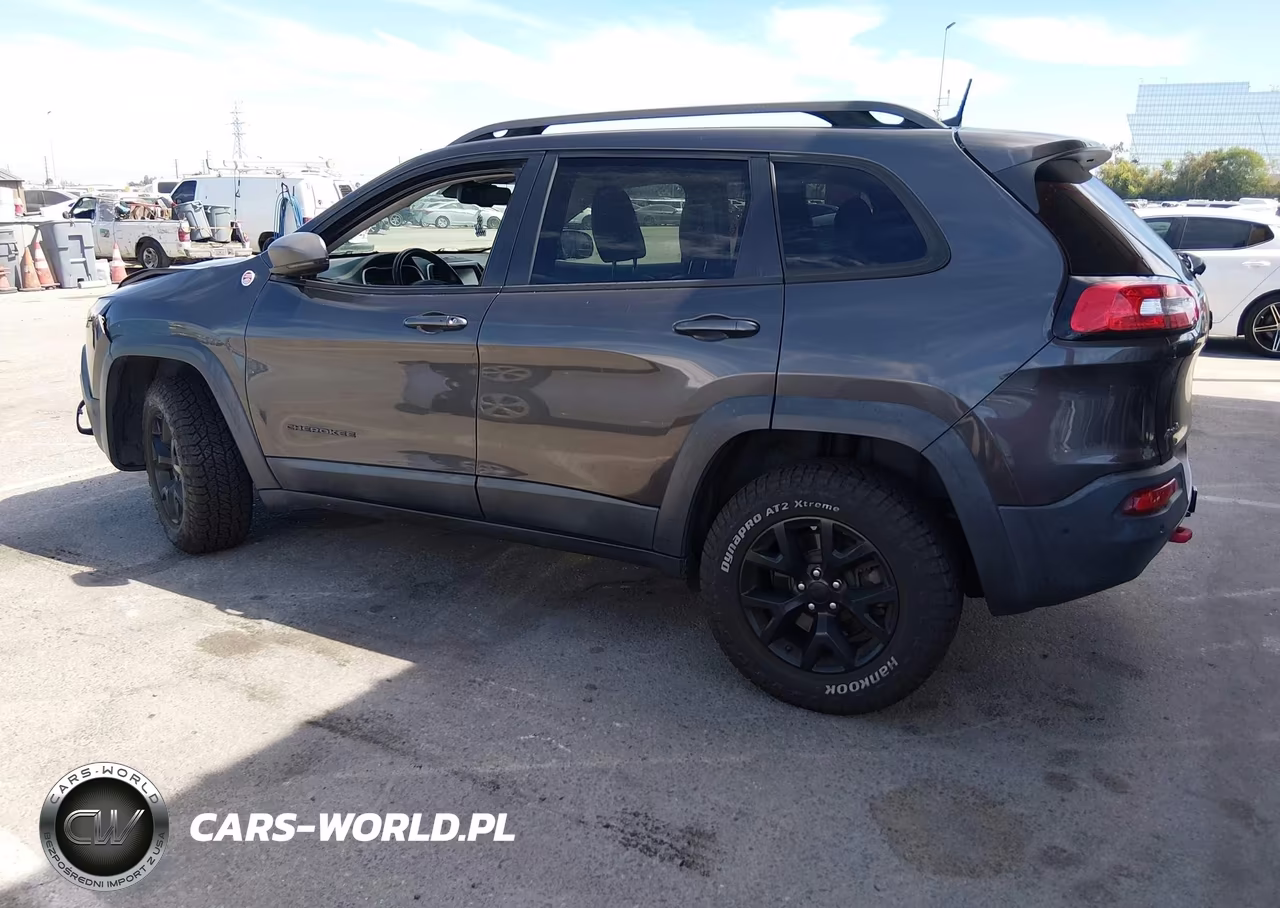 2016 Jeep Cherokee Trailhawk VIN:1C4PJMBS8GW151371 - 3