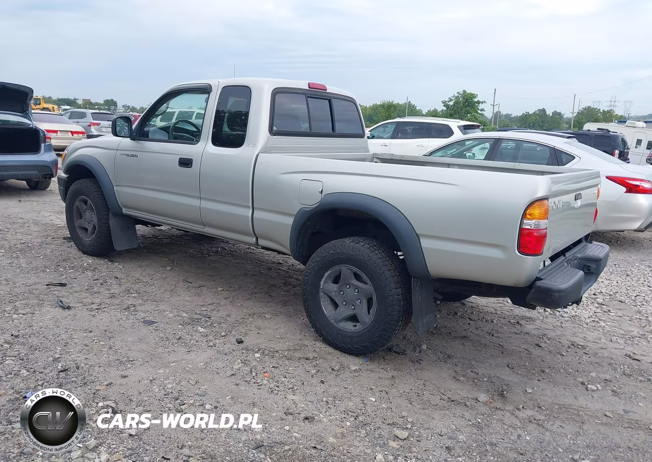 2002 Toyota Tacoma VIN:5TEWM72NX2Z111464 - 3