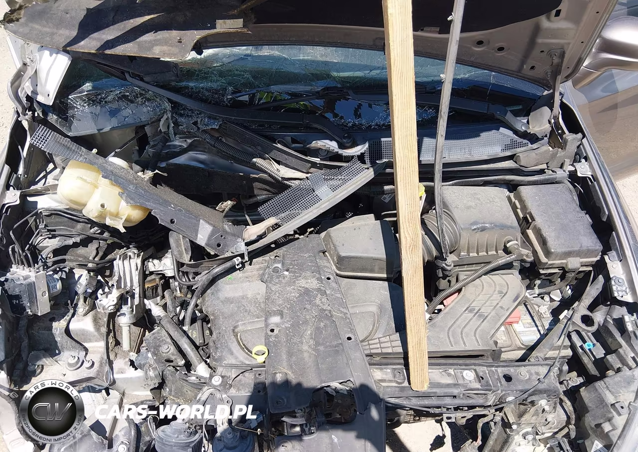 2018 Chrysler Pacifica Touring Plus VIN:2C4RC1FG8JR293033 - 10