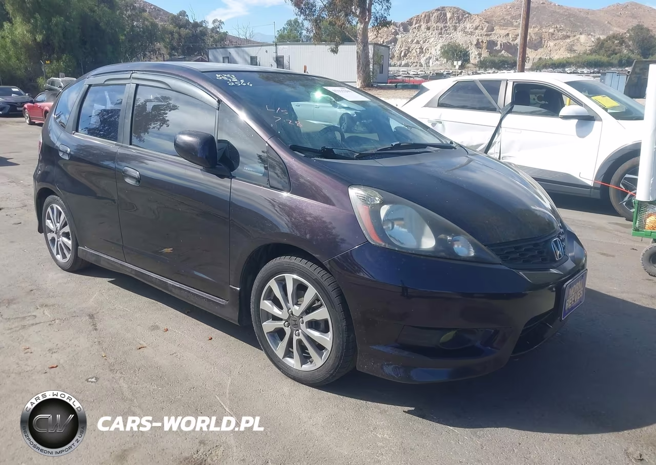 2013 Honda Fit Sport