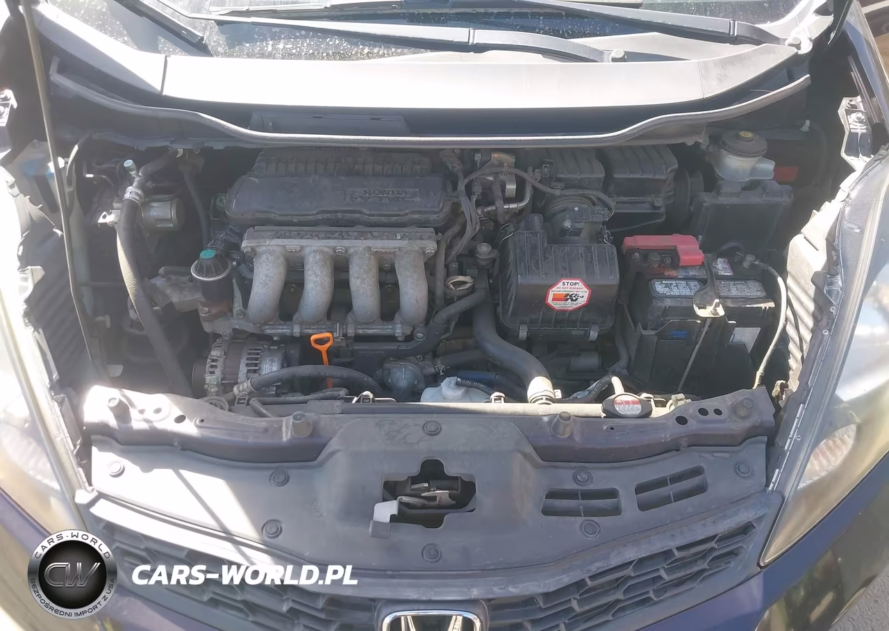 2013 Honda Fit Sport VIN:JHMGE8H52DC022566 - 10