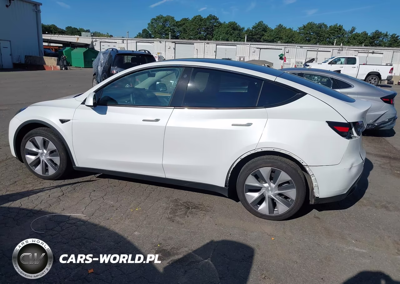 2023 Tesla Model Y Awd-Long Range Dual Motor All-Wheel Drive VIN:7SAYGAEE6PF692241 - 15