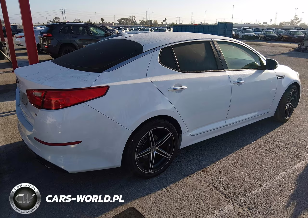 2015 Kia Optima Lx VIN:5XXGM4A77FG438236 - 4