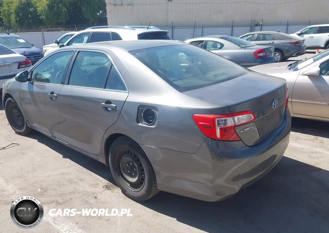 2012 Toyota Camry Le VIN:4T4BF1FK8CR212939 - 3