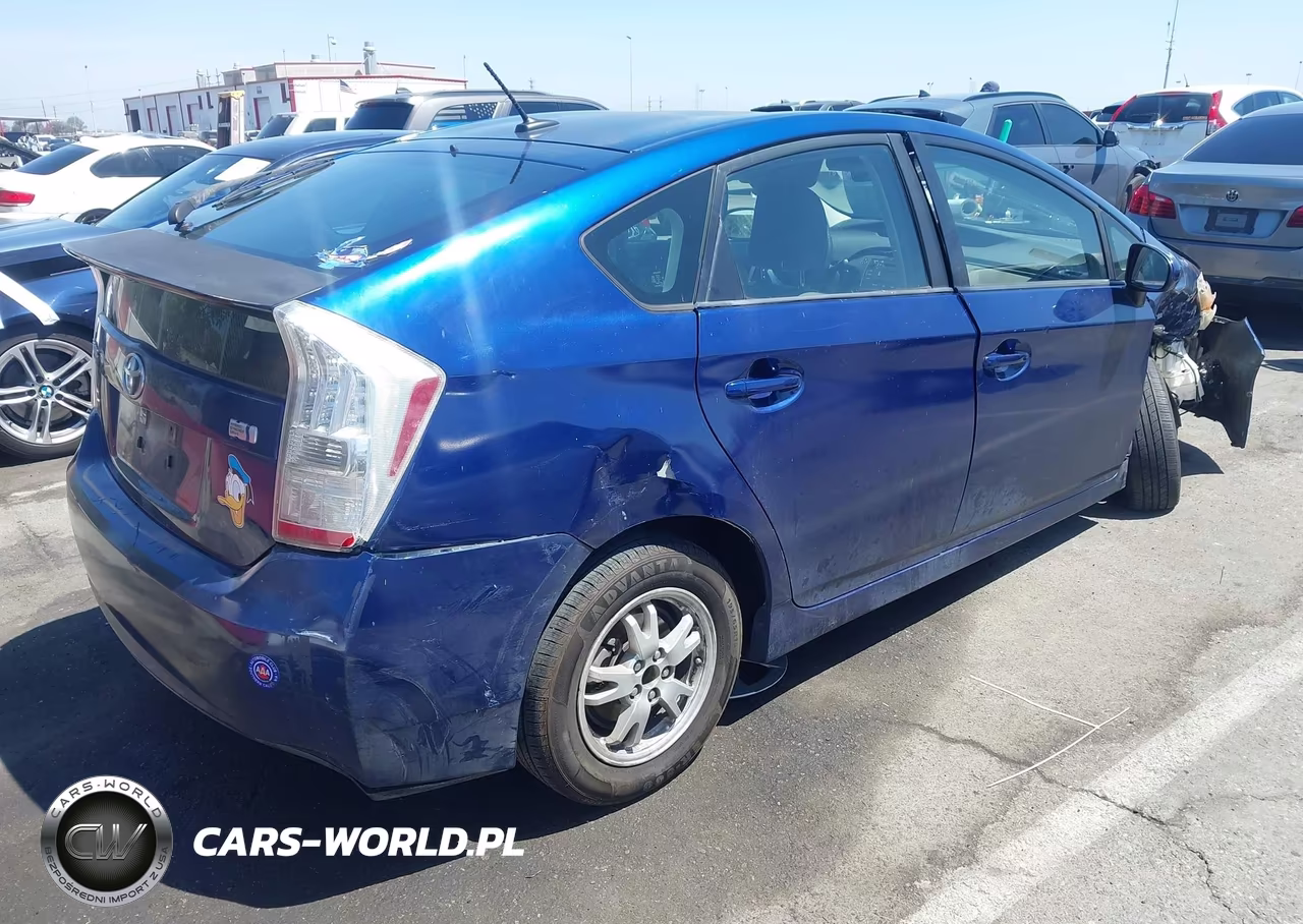 2011 Toyota Prius Two VIN:JTDKN3DU9B0267343 - 4