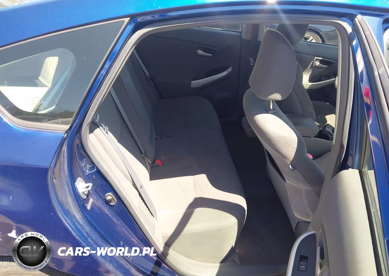 2011 Toyota Prius Two VIN:JTDKN3DU9B0267343 - 8