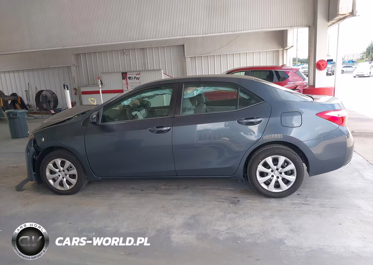 2019 Toyota Corolla Le VIN:2T1BURHE0KC199786 - 14