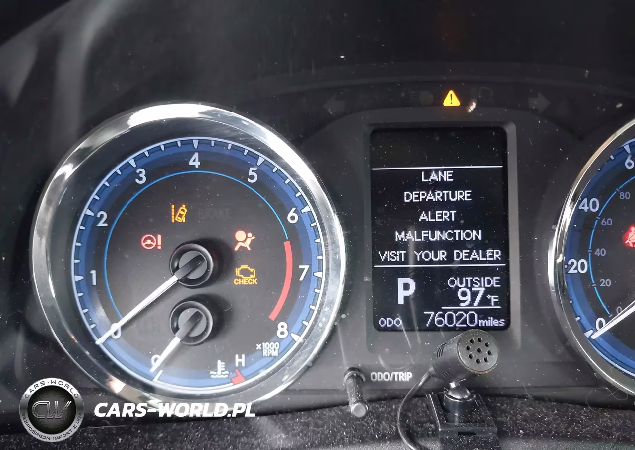 2019 Toyota Corolla Le VIN:2T1BURHE0KC199786 - 15