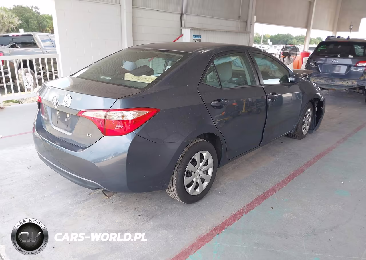 2019 Toyota Corolla Le VIN:2T1BURHE0KC199786 - 4