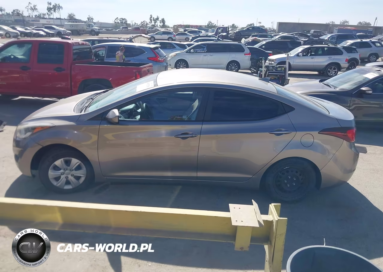 2016 Hyundai Elantra Se VIN:5NPDH4AE9GH773266 - 15