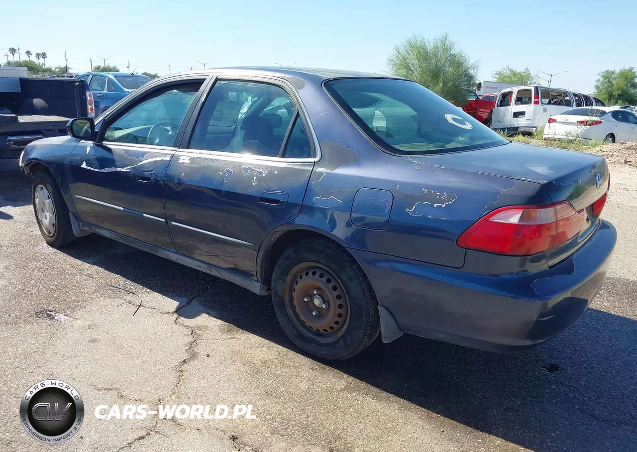 2000 Honda Accord 2.3 Lx VIN:1HGCG5643YA018077 - 3