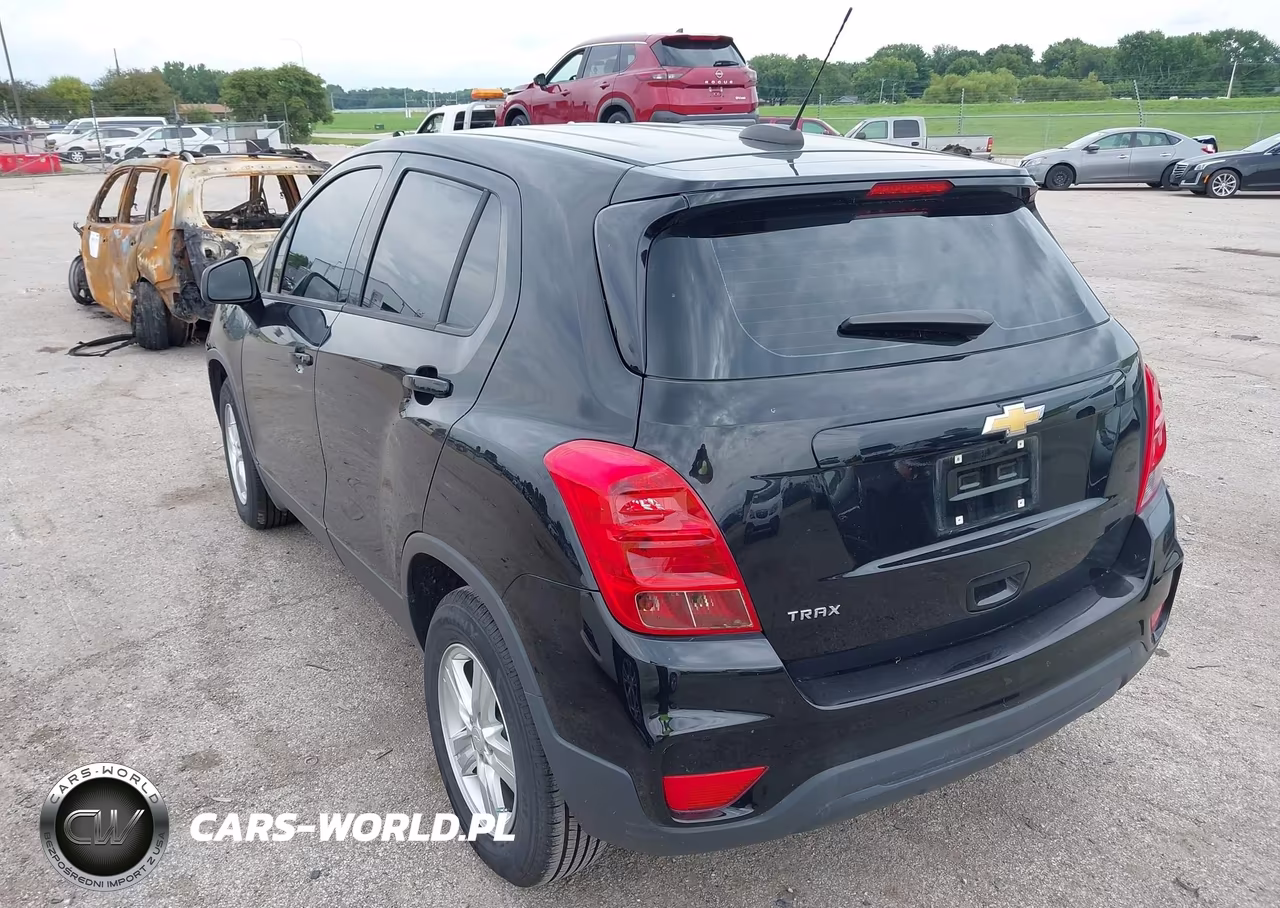 2020 Chevrolet Trax Fwd Ls VIN:3GNCJKSB7LL229813 - 3