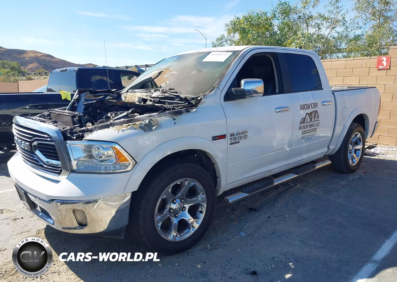2019 Ram 1500 Classic Laramie 4X2 5'7 Box VIN:1C6RR6NM4KS722727 - 2