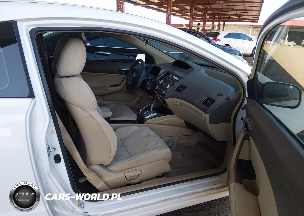 2008 Honda Civic Lx VIN:2HGFG12658H557377 - 5