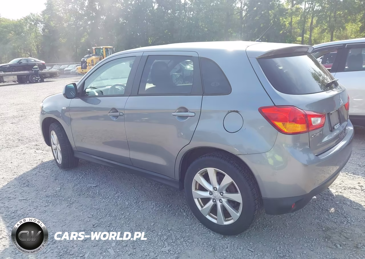 2015 Mitsubishi Outlander Sport Es VIN:4A4AR3AWXFE028522 - 3