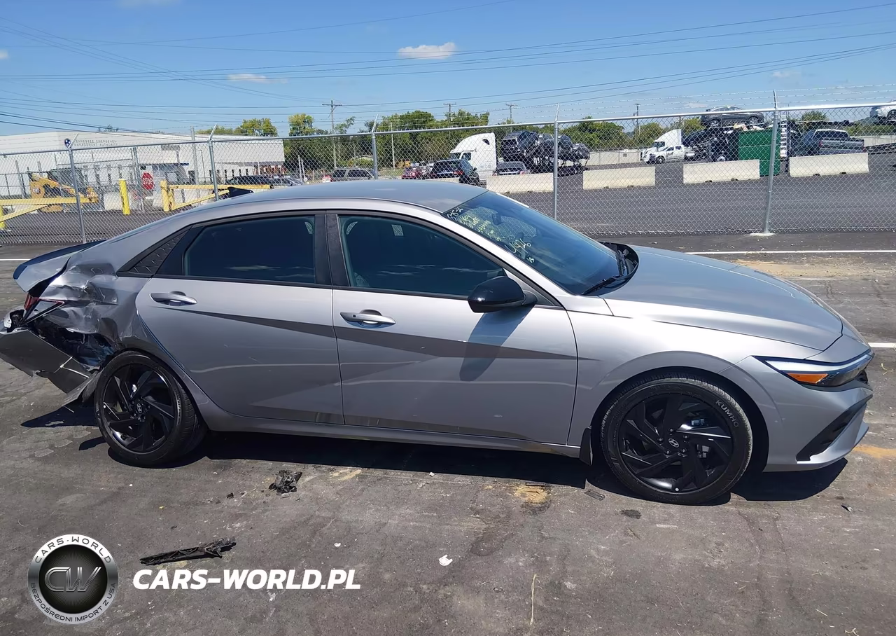 2026 Hyundai Elantra Sel Sport VIN:KMHLM4DG7TU114926 - 14