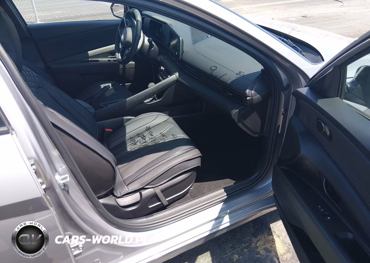 2026 Hyundai Elantra Sel Sport VIN:KMHLM4DG7TU114926 - 5