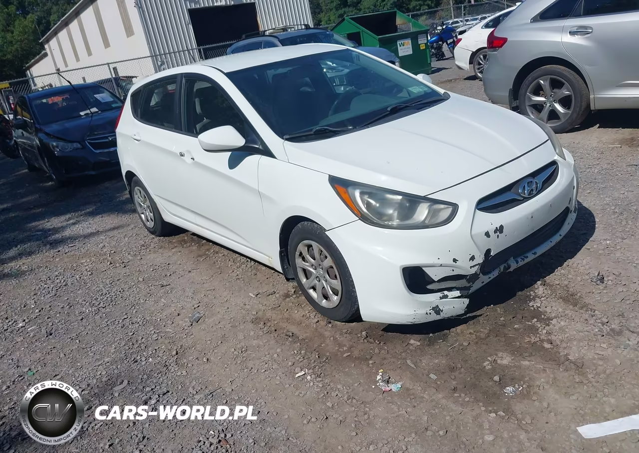 2013 Hyundai Accent Gs – zdjęcie 1 z 11