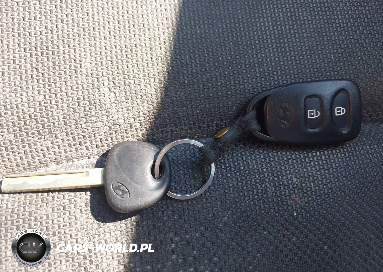 2013 Hyundai Accent Gs VIN:KMHCT5AE8DU084610 - 11