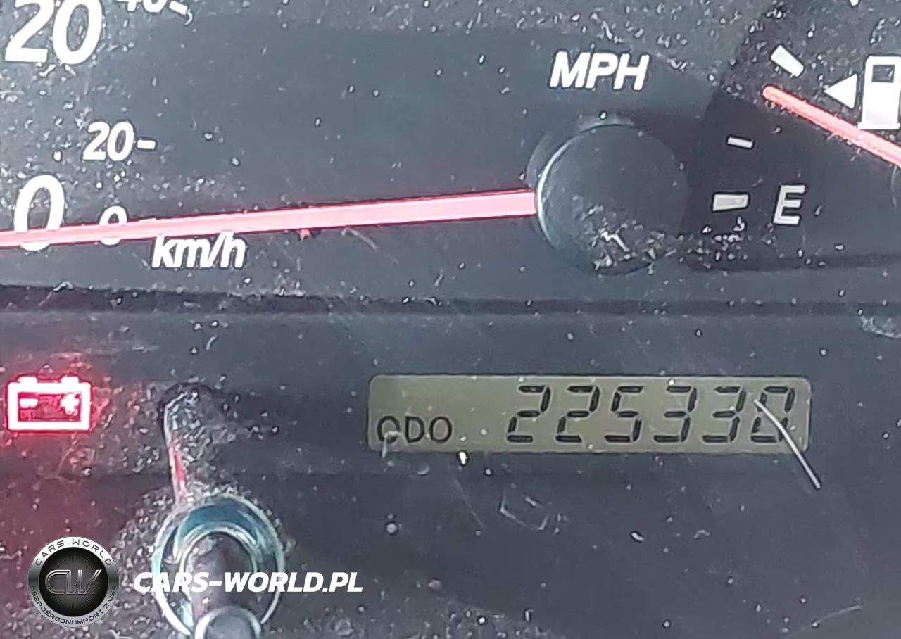 2002 Toyota Camry Xle VIN:4T1BE32K92U623845 - 7