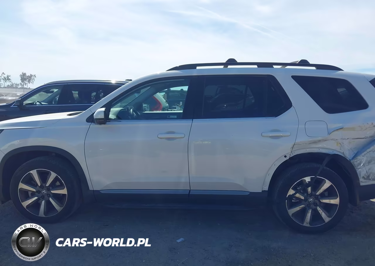 2025 Honda Pilot Elite VIN:5FNYG1H80SB155070 - 14