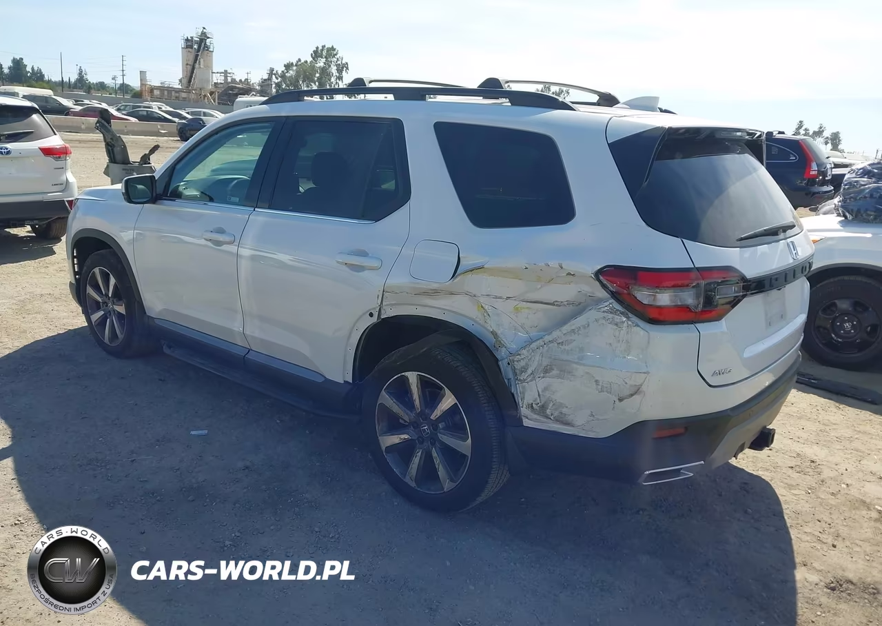 2025 Honda Pilot Elite VIN:5FNYG1H80SB155070 - 3